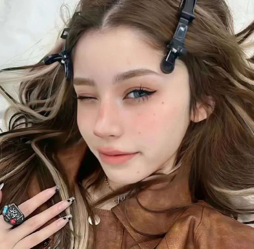 镜花水月情