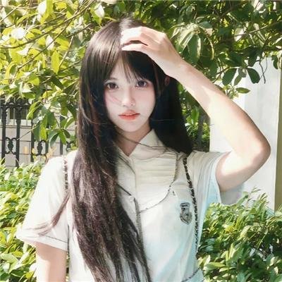 她今天有点奇怪